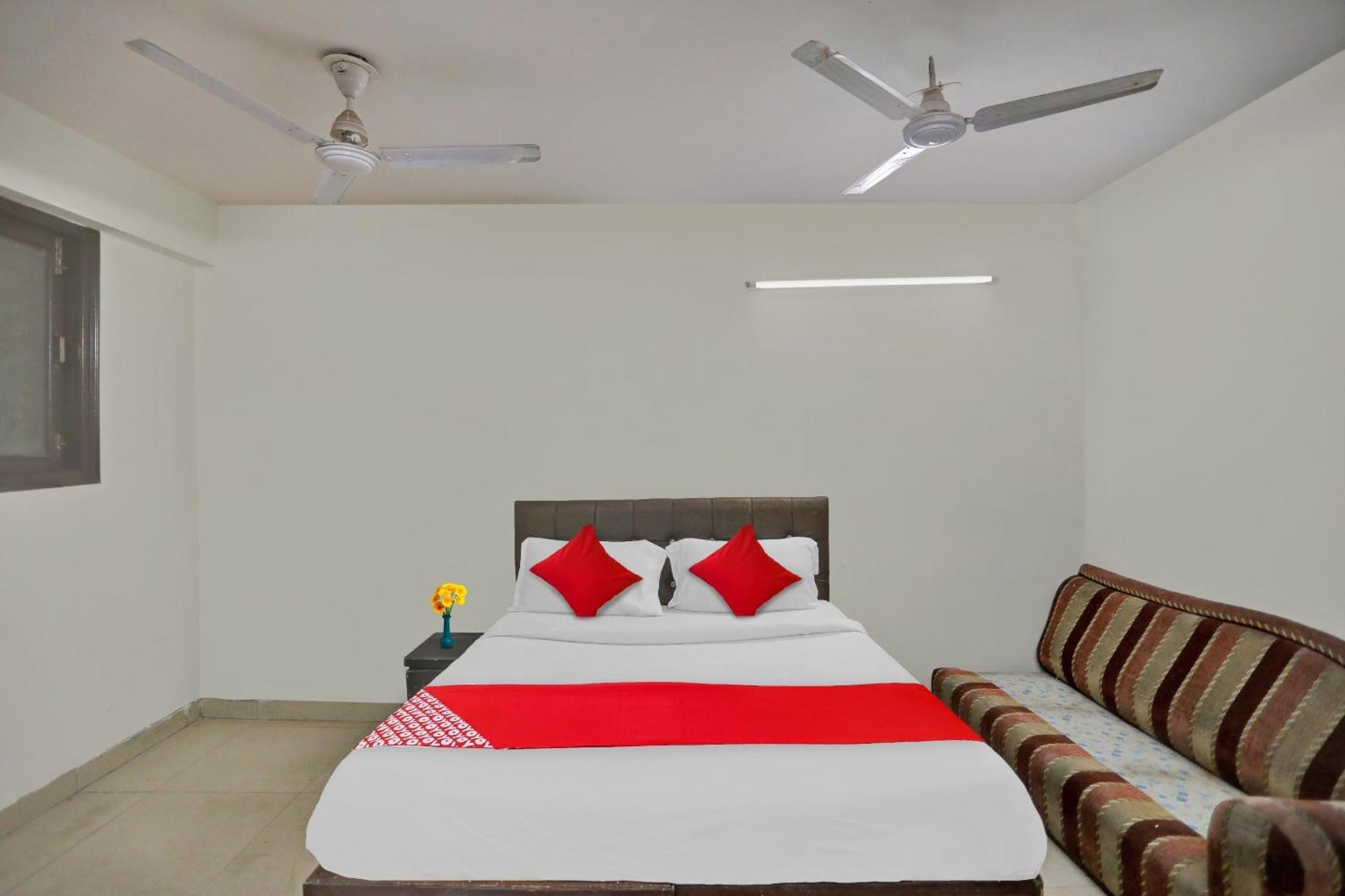 Hotel O Kalkaji Delhi نيودلهي المظهر الخارجي الصورة