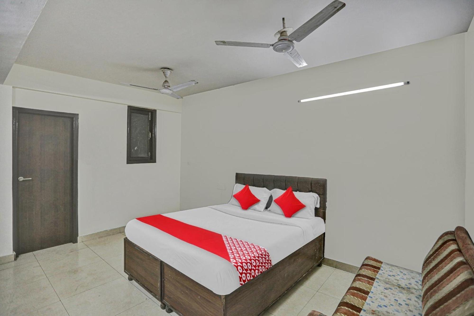 Hotel O Kalkaji Delhi نيودلهي المظهر الخارجي الصورة